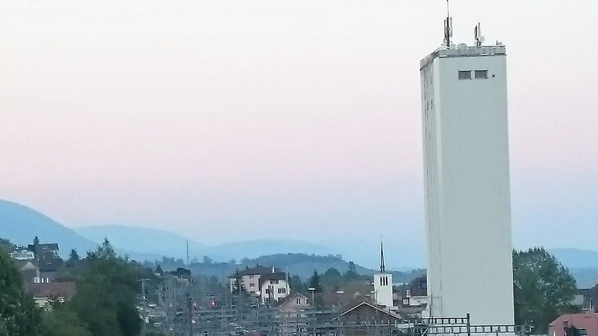La benzina oggi costa meno che negli anni ‘80