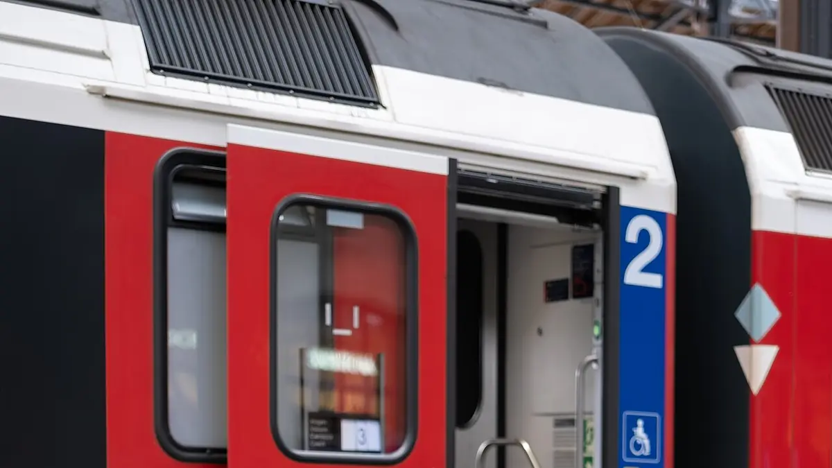 Quando il “treno dei bambini” portò a Gallarate i figli degli operai in sciopero a Piombino