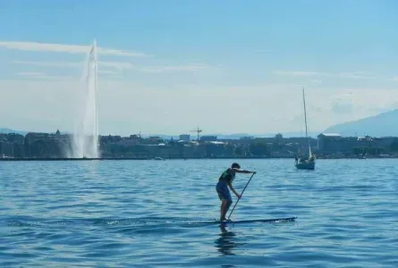Activités estivales pour les seniors | Initiation au stand up paddle