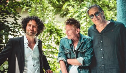 Pedro Lenz - « Mit Linggs » - mit Simon Ho & Jonatan Blaty
