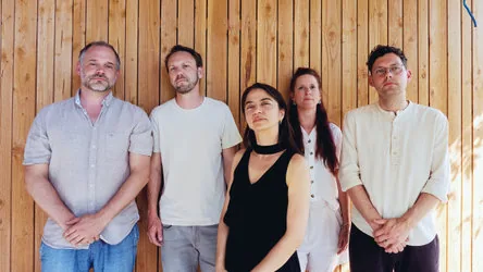 Stella Cruz und Band