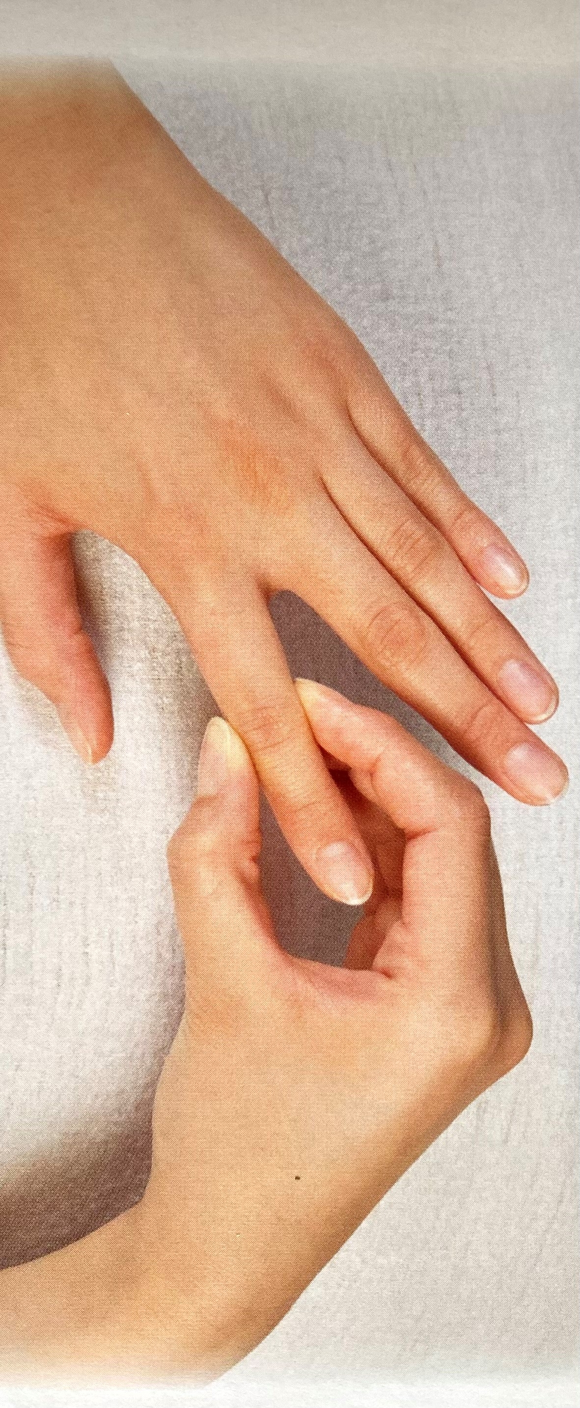 Durch Handreflexmassage zu mehr Wohlbefinden - wie geht das?