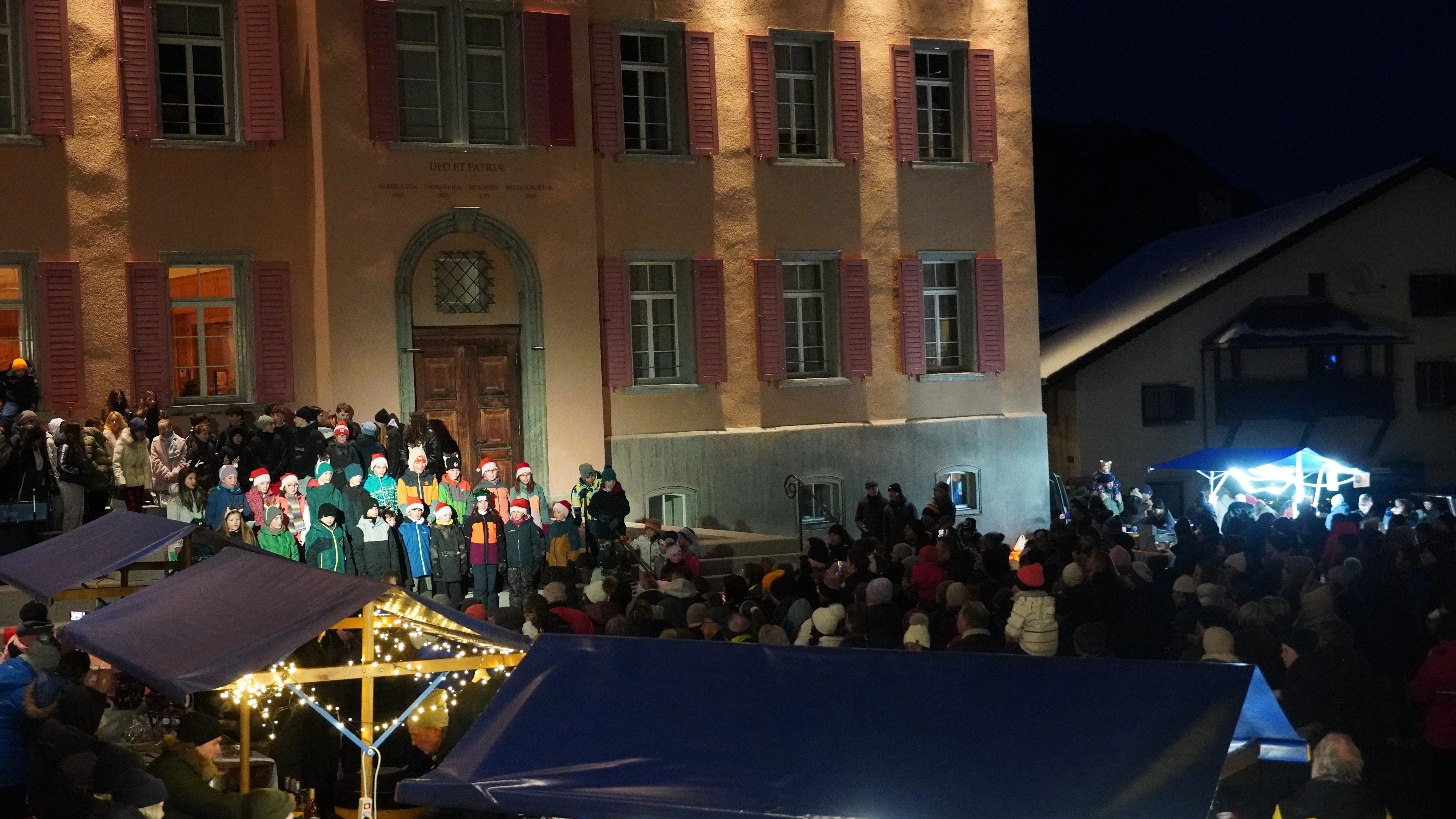 Christmas Market Zuoz
