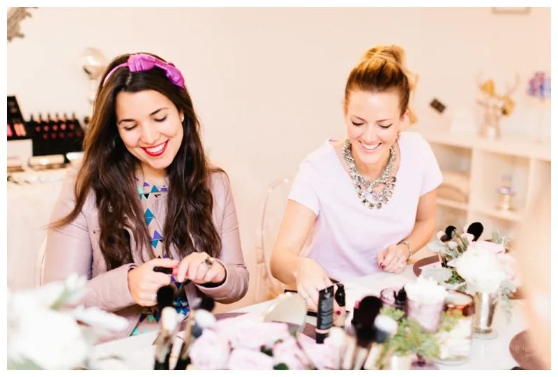 Powder und Prosecco – ein Abend voller Tipps und Tricks rund ums Schminken