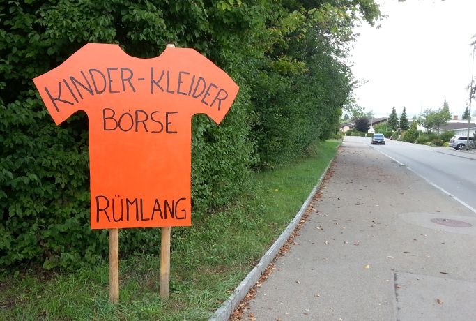 Kinderkleiderbörse im Herbst
