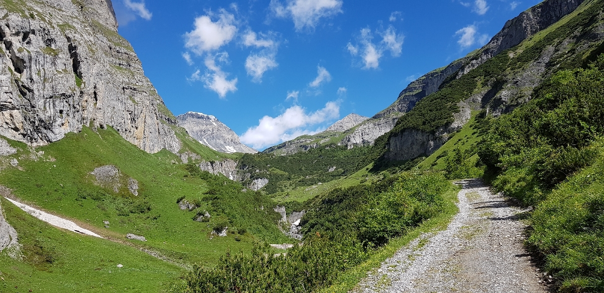 Alp Rusna bei Bargis - geführte Wanderung