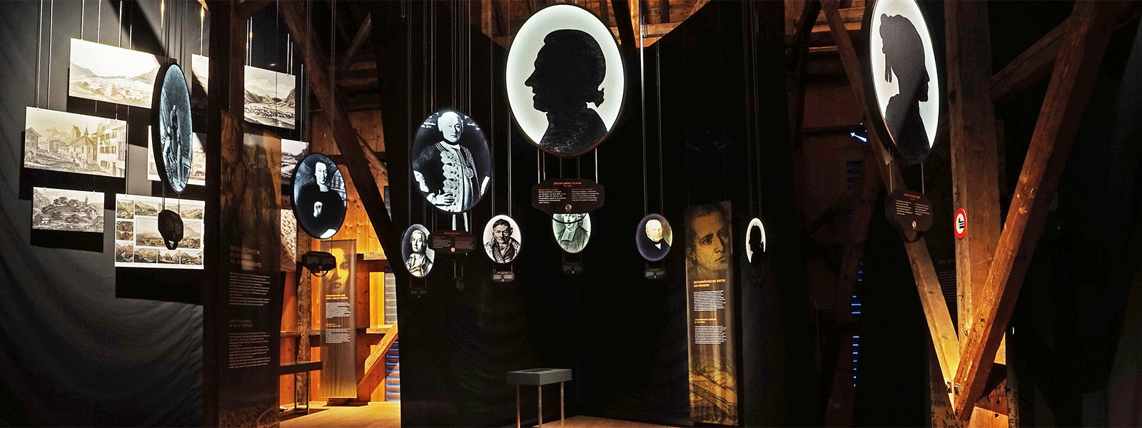 Public guided tour of the permanent exhibition