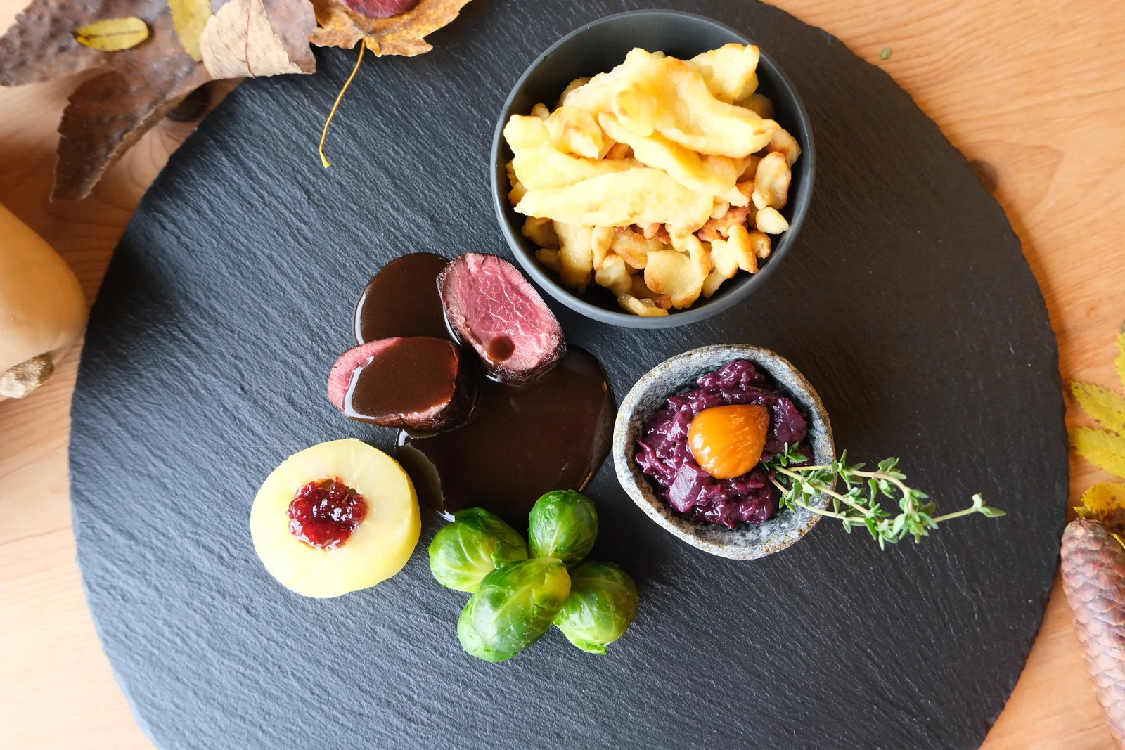 Wildfahrt & Weinbegleitung im Berghotel Mettmen