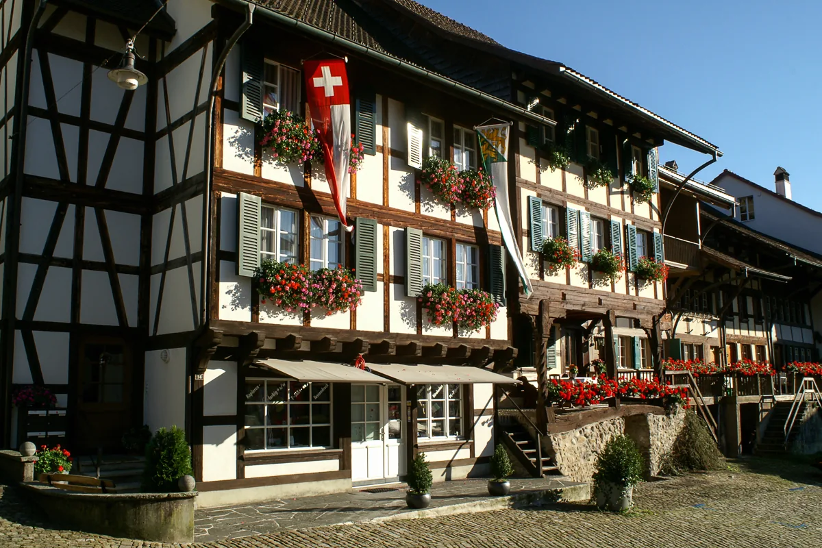 Öffentliche Stedtli- und Schlossführungen Laupen