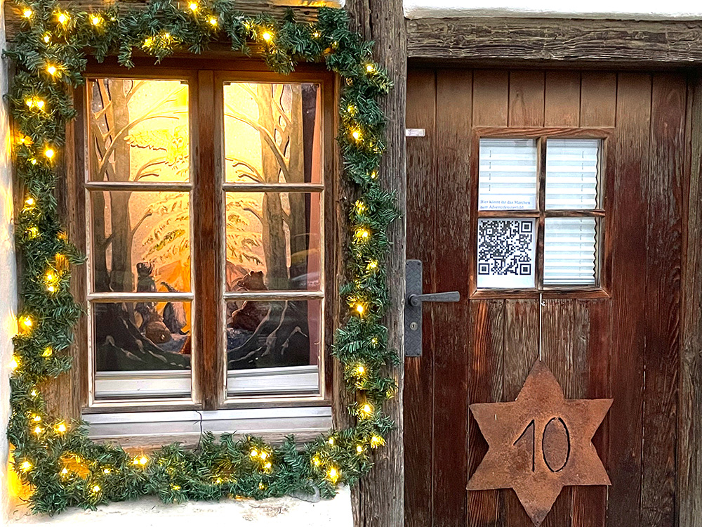 Opening of the Advent window - "Alte Mühle" village museum in Wilderswil