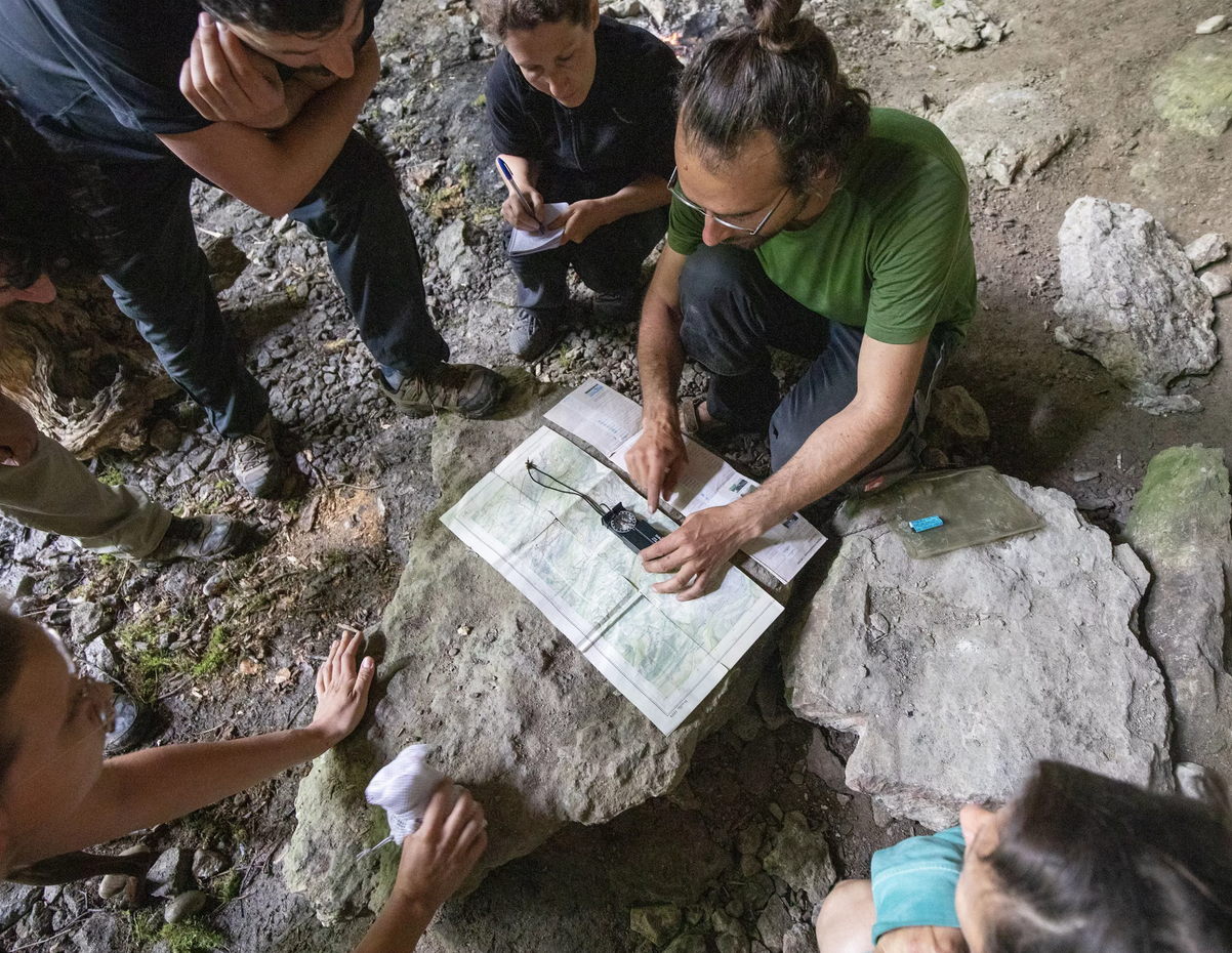 Bushcraft et survie douce dans le Grand Chasseral