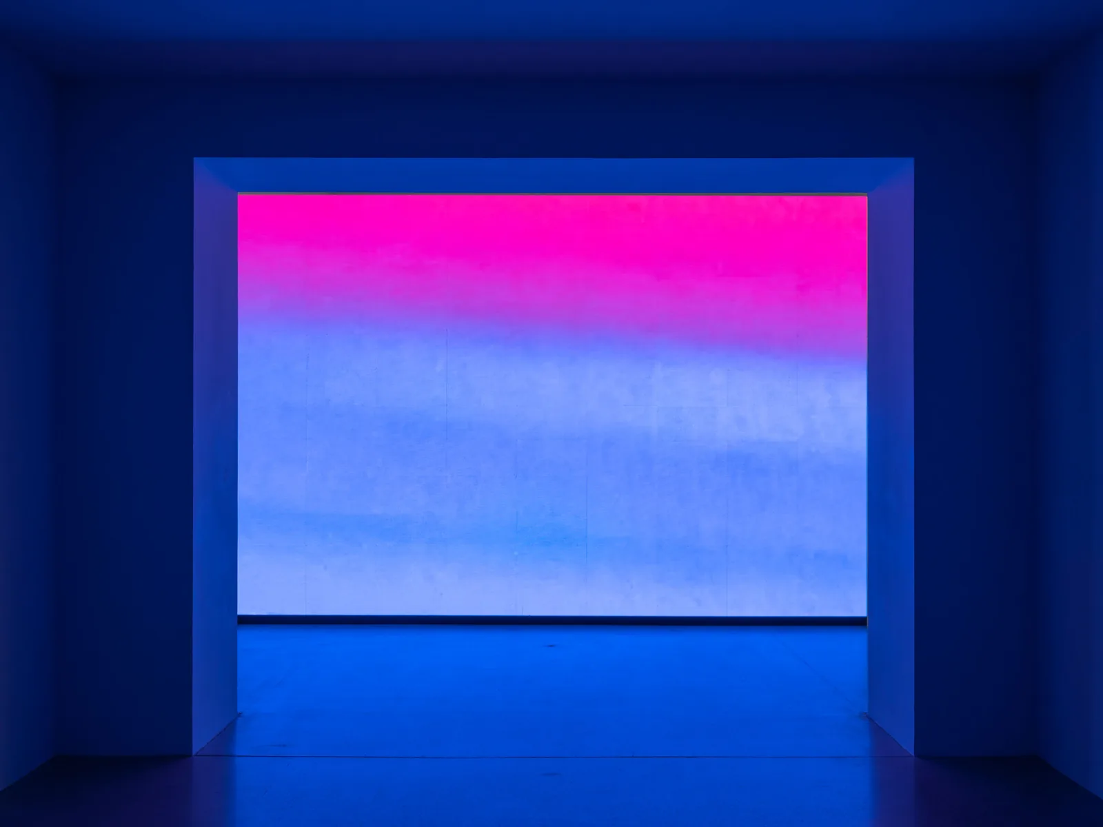 Finissage: Book Launch «Lies» & Film «Golden Eighties»