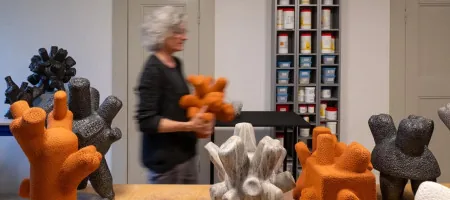 In orbita - mostra di ceramiche